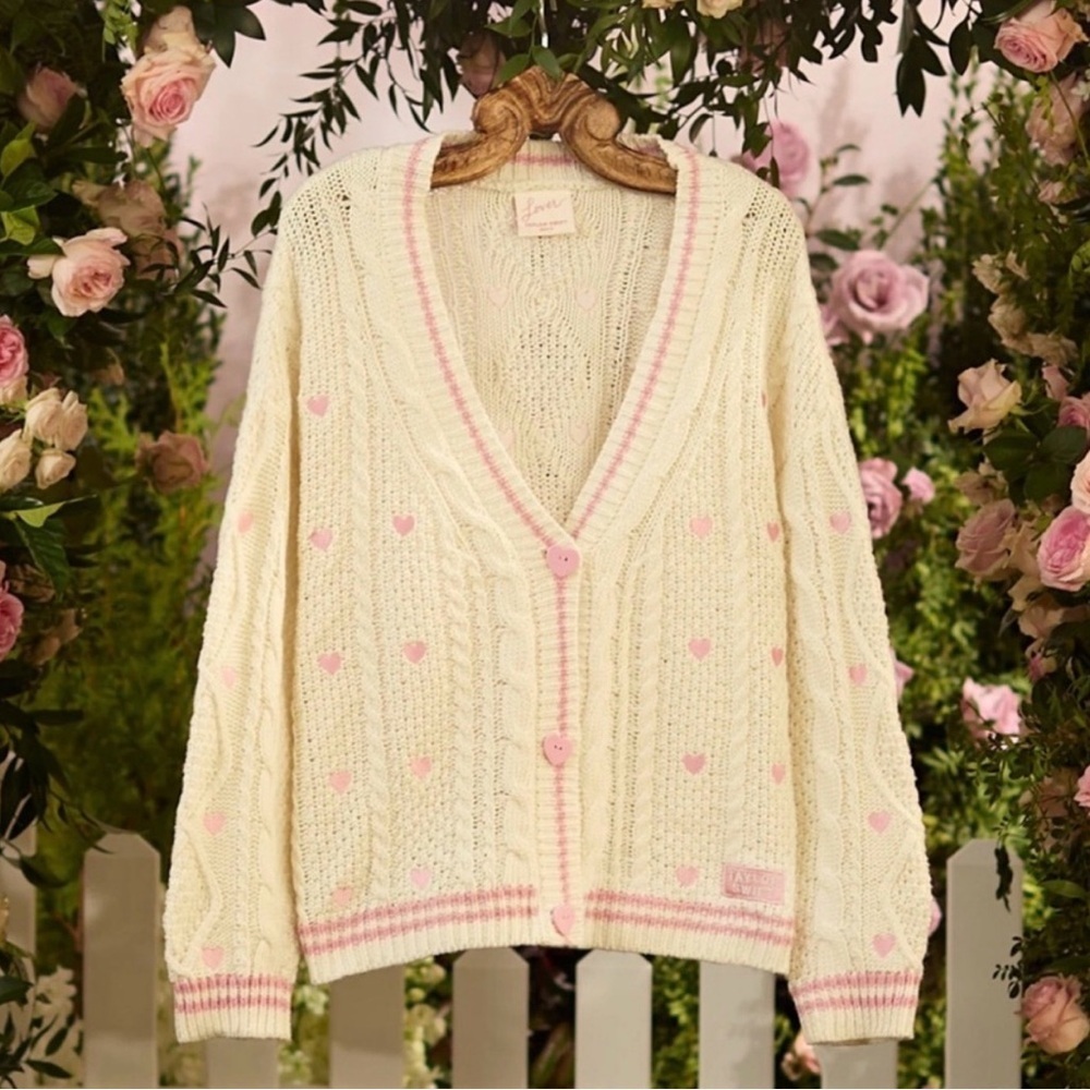 Taylor Swift Lover Heart Cardigan ~ Perfect Valentines’s Day Anniversary Gift 💝 - Picture 4 of 16
